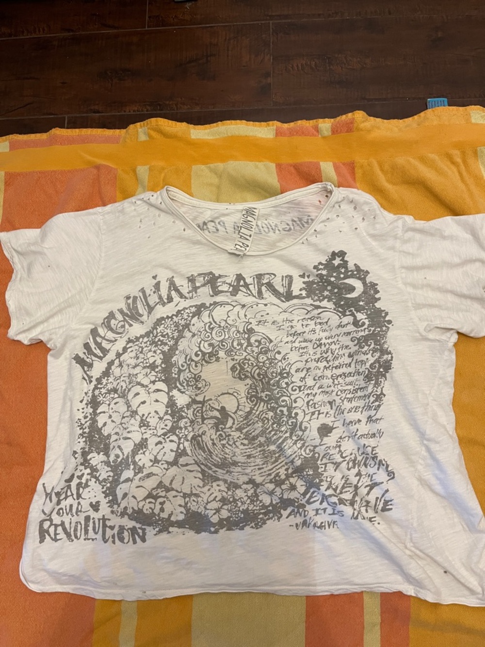 Magnolia Pearl "Wear Your Revolution" Tee-Shirt